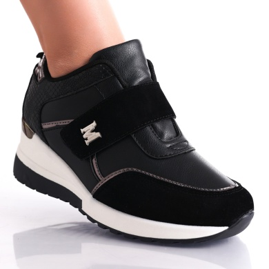 Γυναικεία sneakers πλατφόρμα Blackri από οικολογικό δέρμα Bareni