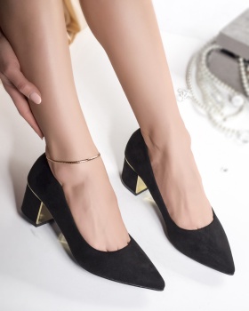 Γυναικεία μαύρα παπούτσια με τακούνι από eco leather γυρισμένο kila - Img 2