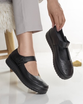 Casual μαύρα γυναικεία παπούτσια από eco leather banvi - Img 3