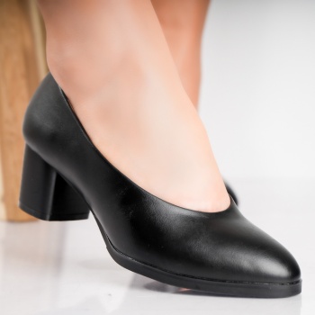 Berla γυναικεία παπούτσια με τακούνι από μαύρο eco leather - Img 2