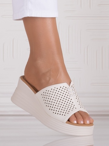 Papuci dama Bej cu platformă din Piele Ecologica Astomis