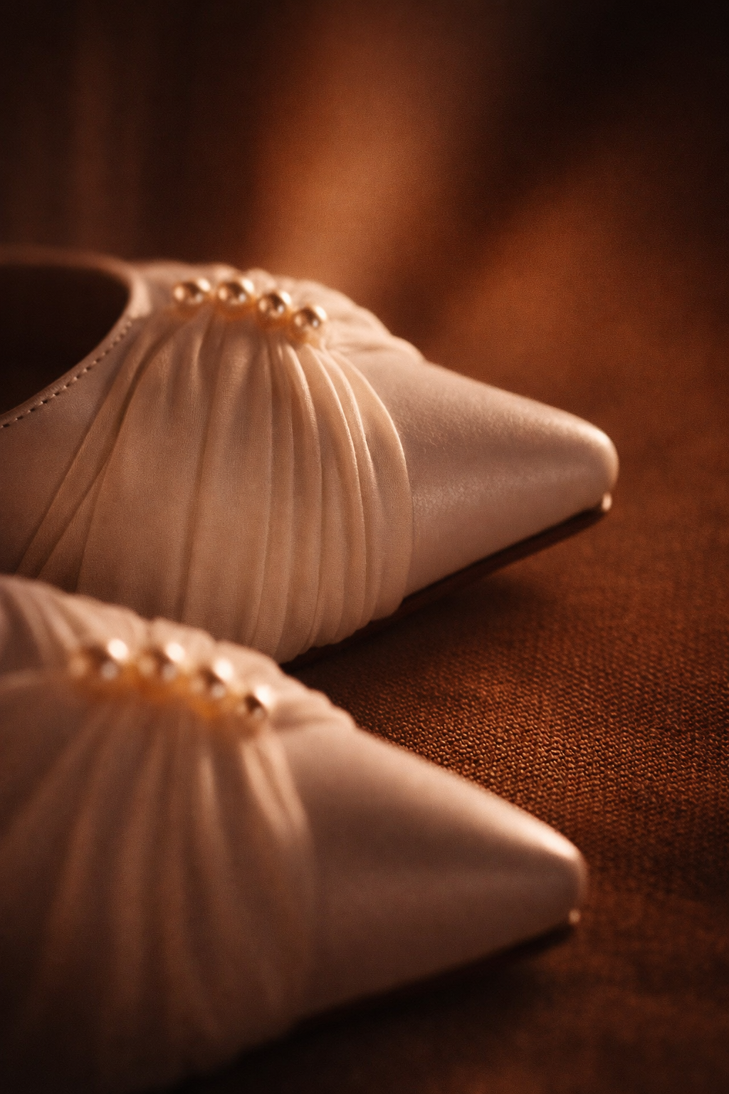 Pantofi Nunta: Ghidul Complet pentru Alegerea Perechii Perfecte (Mireasă, Nașă sau Invitată)