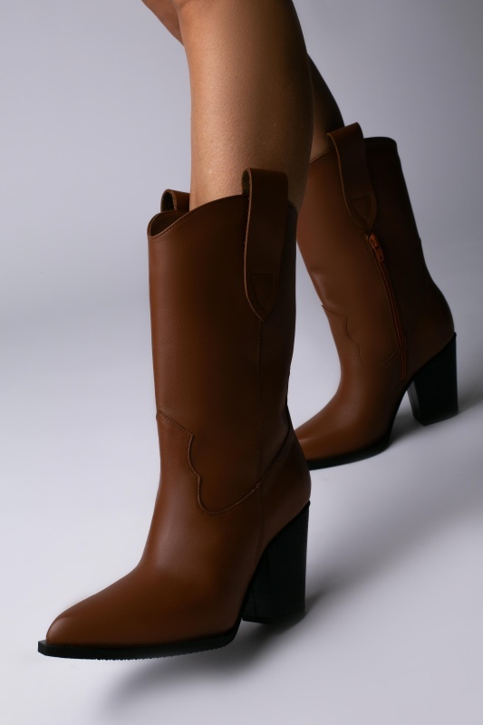Ciocate Neutral Nomad toc inalt, piele neteda