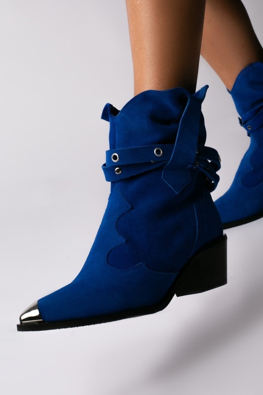 Ciocate Emira piele intoarsa albastra cu accesorii argintii si talpa neagra