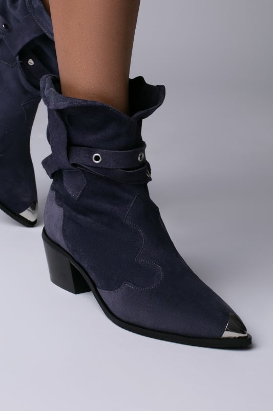 Ciocate Emira piele intoarsa mov inchis cu accesorii argintii si talpa neagra