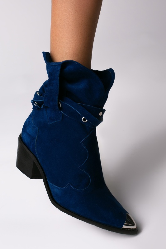 Ciocate Emira piele intoarsa bleumarin cu accesorii argintii