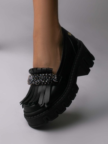 Pantofi Astrid din piele naturala neagra cu accesorii