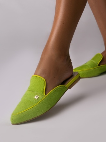 Papuci Carlotta piele naturala ponei verde lime cu accesoriu auriu