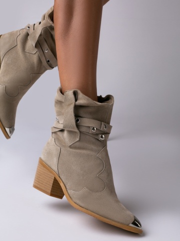 Ciocate Emira Piele Intoarsa cu Accesorii Argintii - Vanilla Days