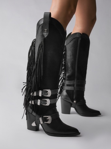 Ciocate Ruby toc inalt, piele bizonata neagra cu accesorii argintii si manson piele ponei cu franjuri