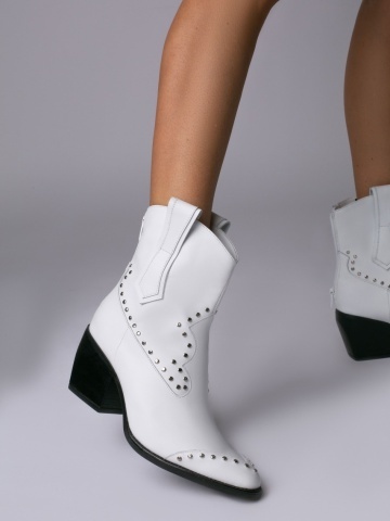 Ciocate Lillian bumbi mici argintii, piele naturala alb pur