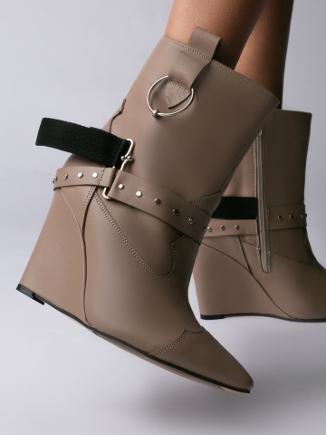 Cizme tip ciocate Elektra piele naturala, grej cu accesorii metalice argintii