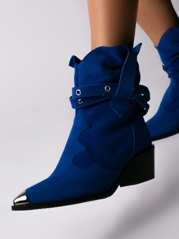 Ciocate Emira piele intoarsa albastra cu accesorii argintii si talpa neagra