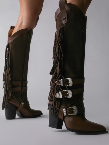 Ciocate Ruby toc inalt, piele bizonata maro cu accesorii argintii si manson piele intoarsa cu franjuri
