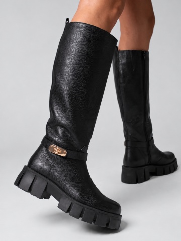 Bocanci Bonnie din piele bizonata neagra cu fermoar si accesoriu auriu