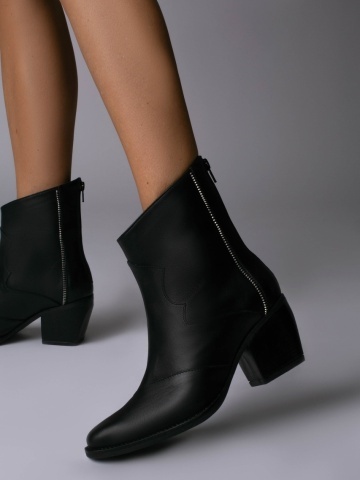 Ciocate Cressida din piele neagra cu accesoriu fermoar