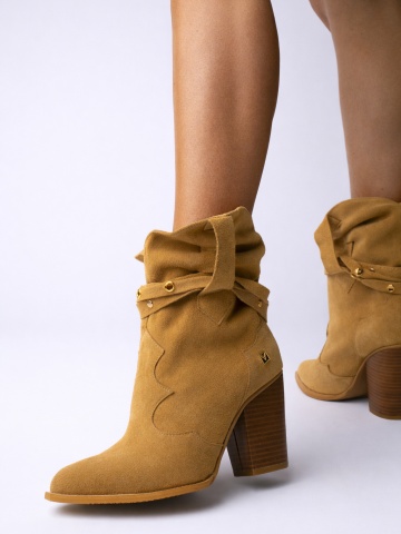 Ciocate Dakota cu toc inalt, piele naturala intoarsa camel