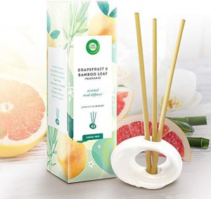 Odorizant camera cu bete Air Wick Grapefruit & Bamboo Leaf reed diffuser fara lichid
