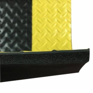 Bočni presek ergonomske industrijske podloge Diamond Trax debljine 17 mm sa EPDM amortizacionim slojem i kosim sigurnosnim ivicama