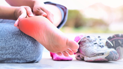 Fasceita plantară: cauze, simptome, tratament