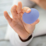 SISSEL ® PRESS-EGG - IDEAL PENTRU RECUPERAREA MÂINILOR
