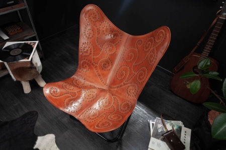 Retro loungestoel BUTTERFLY lichtbruine lederen bekleding met decoratieve klinknagels - Img 4