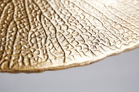 Handgemaakte bijzettafel 40 cm goud in een filigraan bladdesign - Img 8