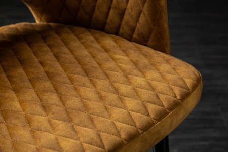 Moderne stoel mosterdgeel met decoratieve quilten en gouden voetdoppen - Img 7