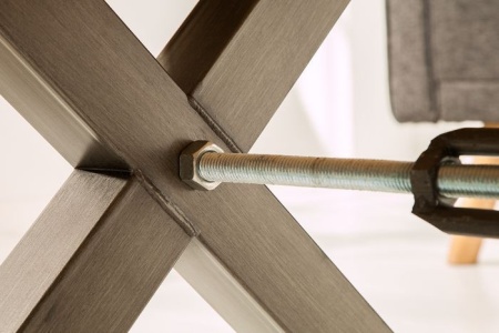 Massieve salontafel THOR 110cm wild eiken geolied in industrieel design - Img 4