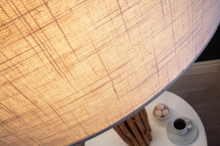 Functionele vloerlamp SERVANT 153 cm longan massief hout met tafel en parasol - Img 4