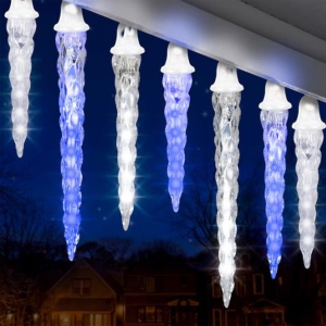 Instalatie tip turturi de gheata cu led