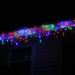 Instalatie perdea cu franjuri inegali, lungime 4 m, 100 LED-uri Multicolor