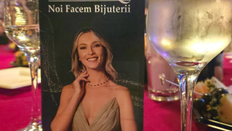 Cum să porți bijuteriile la o gală sau eveniment VIP