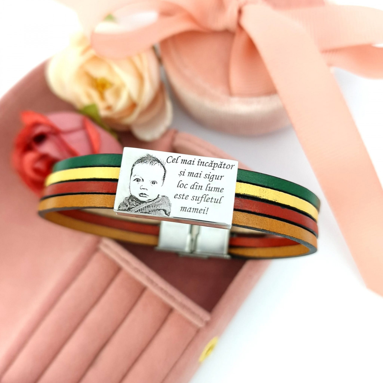 Brățara cu plăcuță personalizată