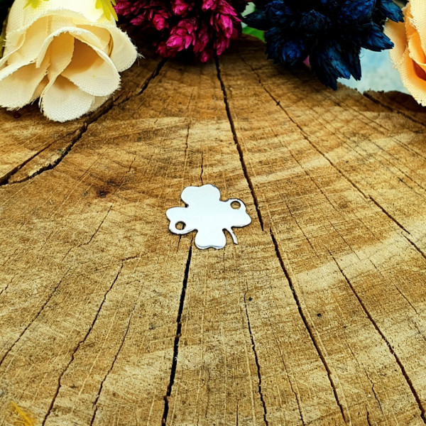 Link din argint - pentru bratara - trifoi 1.2x1.2cm