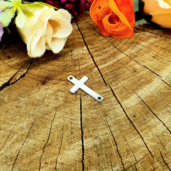 Link din argint - pentru bratara - cruciulita 1.6x0.9cm