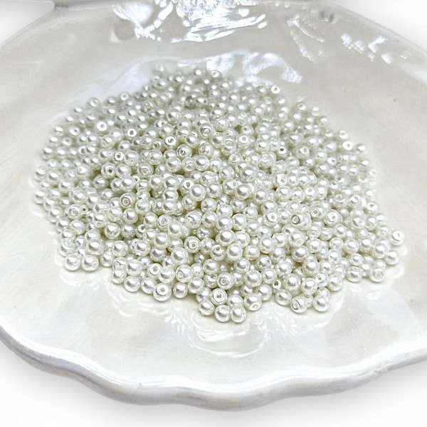 Perle din sticla 3mm - white pearl Ø 0.6mm - pachet aprox 1000 buc