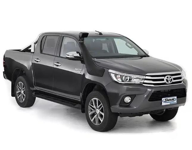 Hilux (2015-)