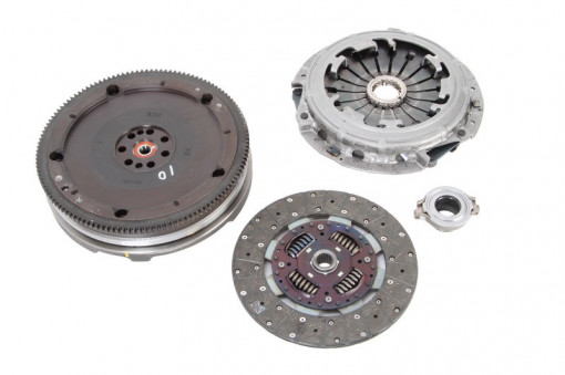 Volanta si kit ambreiaj Exedy Mitsubishi Pajero 3.2 Diesel