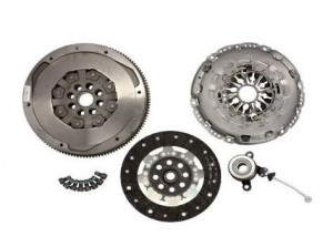 Volanta si kit ambreiaj Luk Nissan Qashqai 2.0 dCI (2007-2013) Euro 4