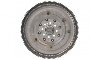 Volanta Mercedes (W203) C 270 CDI (2000-2007) Luk