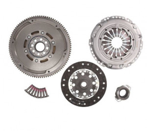Volanta dubla si kit ambreiaj Toyota Corolla 2.0 D-4D