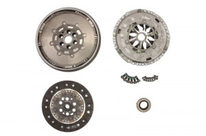 Volanta si kit ambreiaj LUK VW Jetta 2.0TDI 110cp (2010-2018)