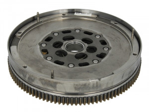 Volanta Cadillac BLS 1.9D (2006-2010) Luk