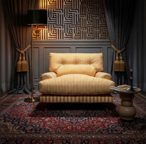 Armchair Bona Paladino