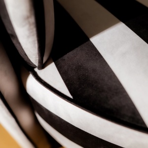 Picasso B&W Lines Sessel - Img 3