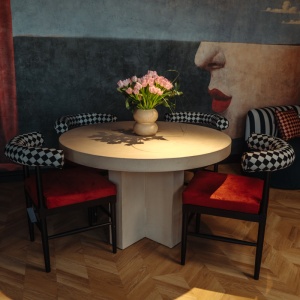 Table Kanso Curation