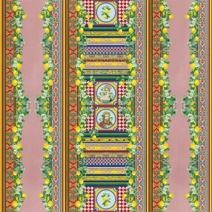 Crown's Orchard in Pink Behang