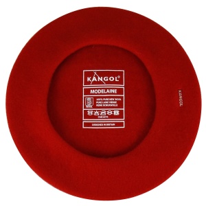 Kangol-bereta-rosie-modelaine-6