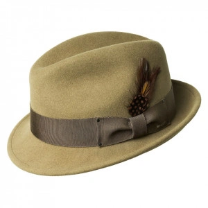 Bailey of Hollywood, Palarie tino fedora kangaroos